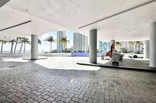 335 S Biscayne Blvd, Miami, FL 33131 - Photo 29