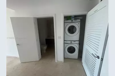 88 SW 7th St #3307, Miami, FL 33130 - Photo 13