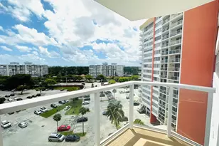 1301 NE Miami Gardens Dr, Miami, FL 33179 - Photo 23