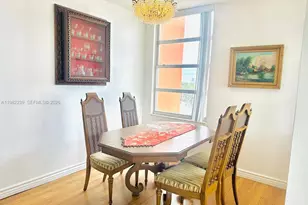 1301 NE Miami Gardens Dr, Miami, FL 33179 - Photo 7