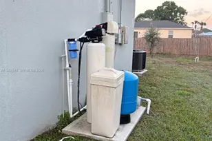 8065 97th Ave, Vero Beach, FL 32967 - Photo 13