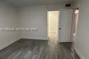 215 SE 3rd Ave, Hallandale Beach, FL 33009 - Photo 11