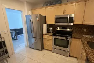 2851 NE 183rd St, Aventura, FL 33160 - Photo 9