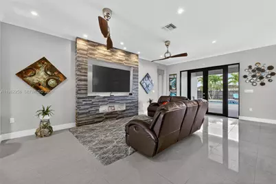 28004 SW 169th Ct, Homestead, FL 33030 - Photo 15