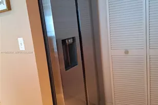 253 NE 2nd St, Miami, FL 33132 - Photo 9