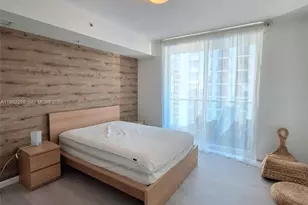 253 NE 2nd St, Miami, FL 33132 - Photo 3