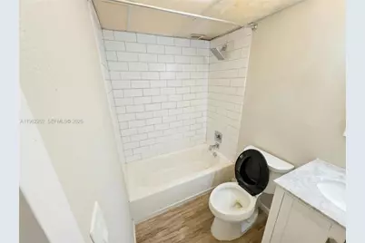 210 172nd St #234, Sunny Isles Beach, FL 33160 - Photo 9