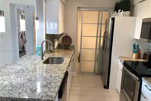 19999 E Country Club Dr, Aventura, FL 33180 - Photo 9