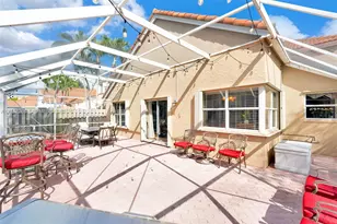 2632 Oak Park Cir, Davie, FL 33328 - Photo 9