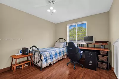 2632 Oak Park Cir, Davie, FL 33328 - Photo 51