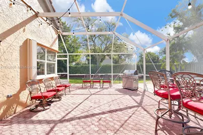 2632 Oak Park Cir, Davie, FL 33328 - Photo 7