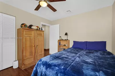 2632 Oak Park Cir, Davie, FL 33328 - Photo 49