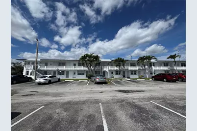 100 NE 203rd Ter #14, Miami Gardens, FL 33179 - Photo 1