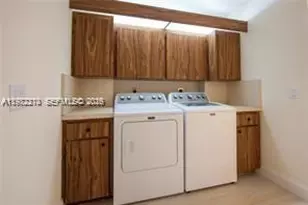 1713 Whitehall Dr, Davie, FL 33324 - Photo 21