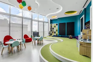 851 NE 1st Ave, Miami, FL 33132 - Photo 47