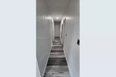 521 E Evanston Cir, Fort Lauderdale, FL 33312 - Photo 27