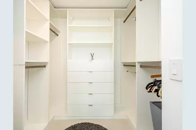 650 NE 32nd St #904, Miami, FL 33137 - Photo 37