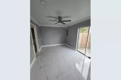 252 NE 212th Ter, Miami, FL 33179 - Photo 11