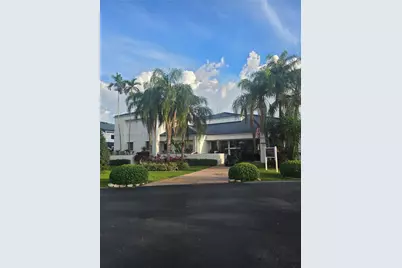 252 NE 212th Ter, Miami, FL 33179 - Photo 3