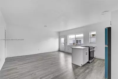780 73rd St #11, Miami Beach, FL 33141 - Photo 5