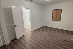 1014 W 66th St, Hialeah, FL 33012 - Photo 37