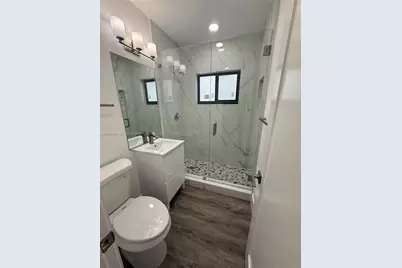1014 W 66th St, Hialeah, FL 33012 - Photo 37