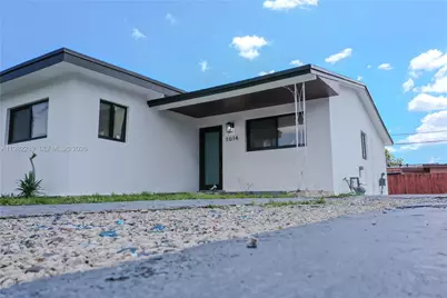 1014 W 66th St, Hialeah, FL 33012 - Photo 5