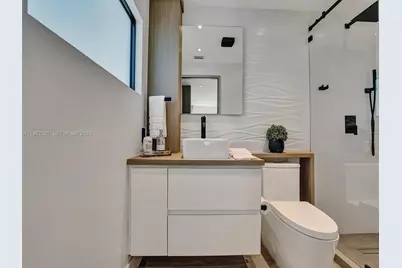 2066 NE 174th St #., North Miami Beach, FL 33162 - Photo 43