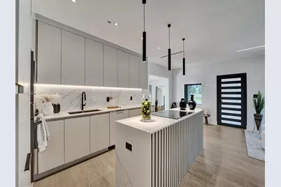 2066 NE 174th St #., North Miami Beach, FL 33162 - Photo 27