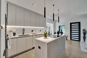 2066 NE 174th St, North Miami Beach, FL 33162 - Photo 27