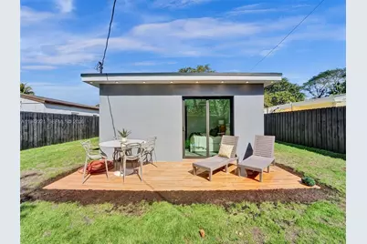 2066 NE 174th St #., North Miami Beach, FL 33162 - Photo 83