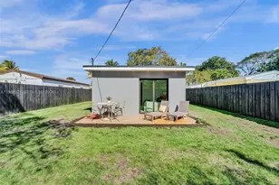 2066 NE 174th St, North Miami Beach, FL 33162 - Photo 89