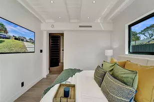 2066 NE 174th St, North Miami Beach, FL 33162 - Photo 73