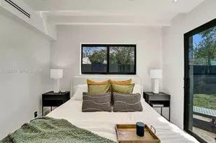 2066 NE 174th St, North Miami Beach, FL 33162 - Photo 71