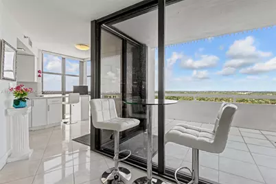 2000 Towerside Ter #PH11, Miami, FL 33138 - Photo 5