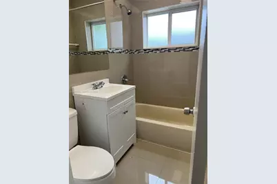 1400 NE 175th St, North Miami Beach, FL 33162 - Photo 9