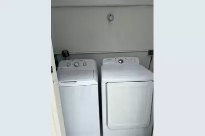 1400 NE 175th St, North Miami Beach, FL 33162 - Photo 15