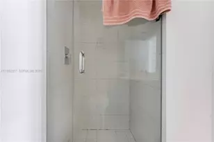 1300 S Miami Ave, Miami, FL 33130 - Photo 21