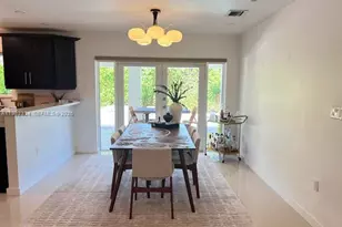 7901 NW 171st St, Hialeah, FL 33015 - Photo 17