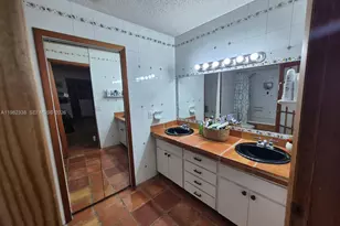 14530 SW 110th St, Miami, FL 33186 - Photo 23