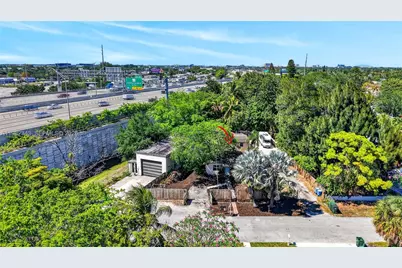 749 NW 43rd St, Oakland Park, FL 33309 - Photo 69