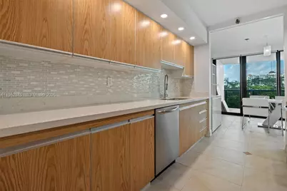 19667 Turnberry Way #4H, Aventura, FL 33180 - Photo 9