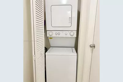 450 Commodore Dr #214, Plantation, FL 33325 - Photo 13