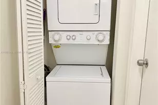 450 Commodore Dr, Plantation, FL 33325 - Photo 13