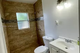 820 SE 12th St, Fort Lauderdale, FL 33316 - Photo 9