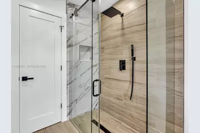 1501 NW 109th Ter, Pembroke Pines, FL 33026 - Photo 35