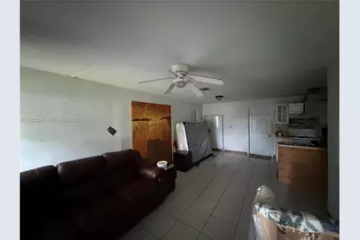 8525 NW 32nd Ct, Miami, FL 33147 - Photo 3