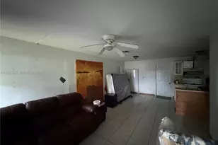 8525 NW 32nd Ct, Miami, FL 33147 - Photo 3