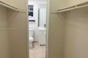 8600 SW 109th Ave, Miami, FL 33173 - Photo 9