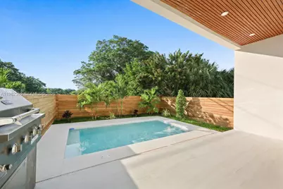 1321 NE 13th Ave #1321, Fort Lauderdale, FL 33304 - Photo 3